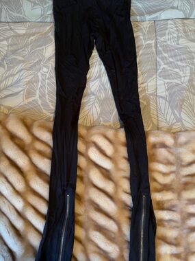 Patterson J. Kincaid Black Leggings with zippers